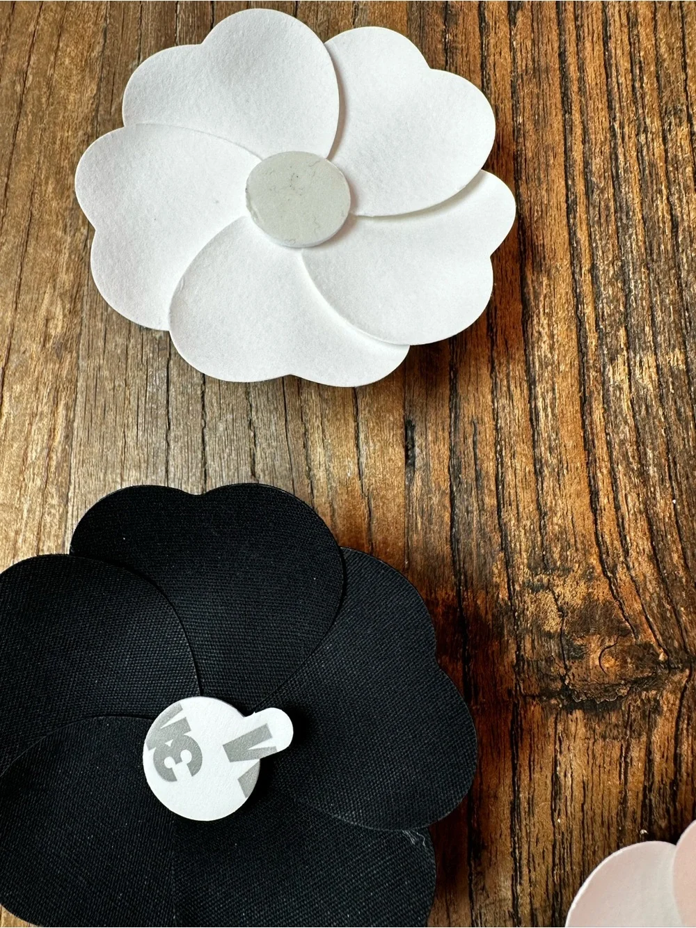 CHANEL classic camellia